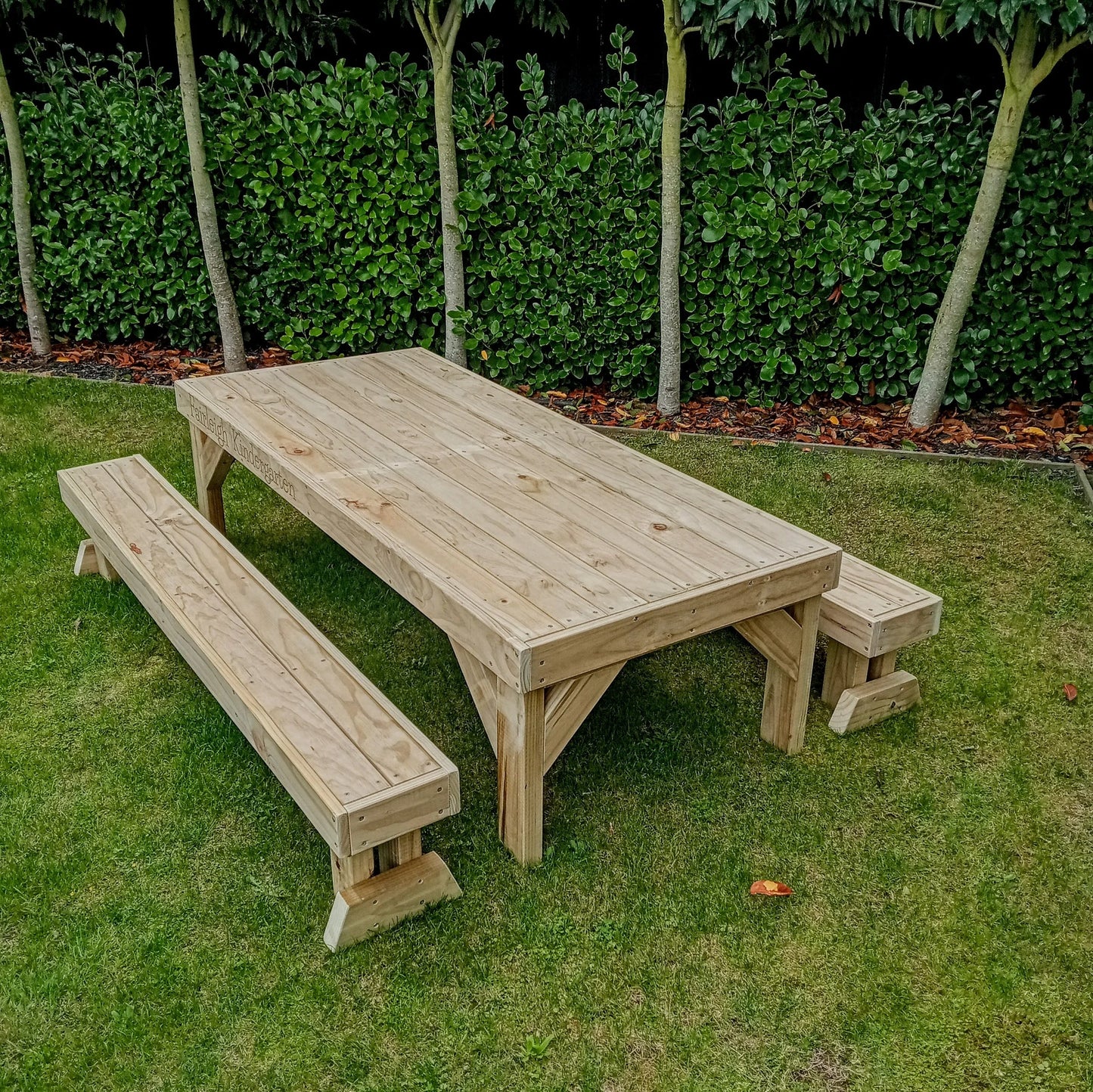 Kids play table and bench seats