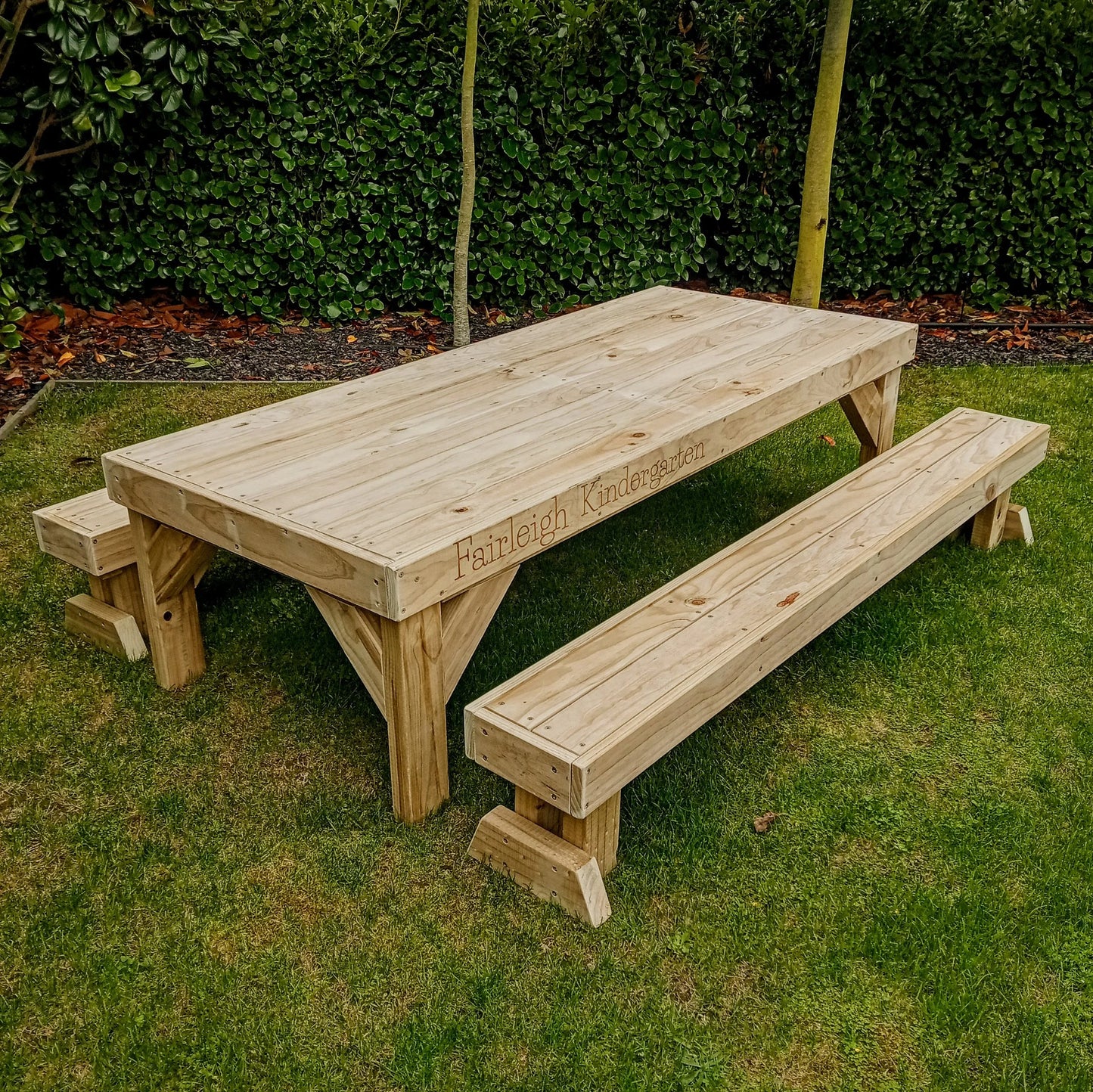 Kids play table and bench seats