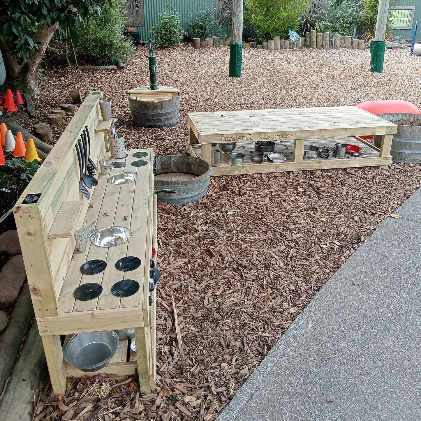 2.0 m Mud Kitchen – Preschool Edition: Dual Play Zones & Outdoor Durability