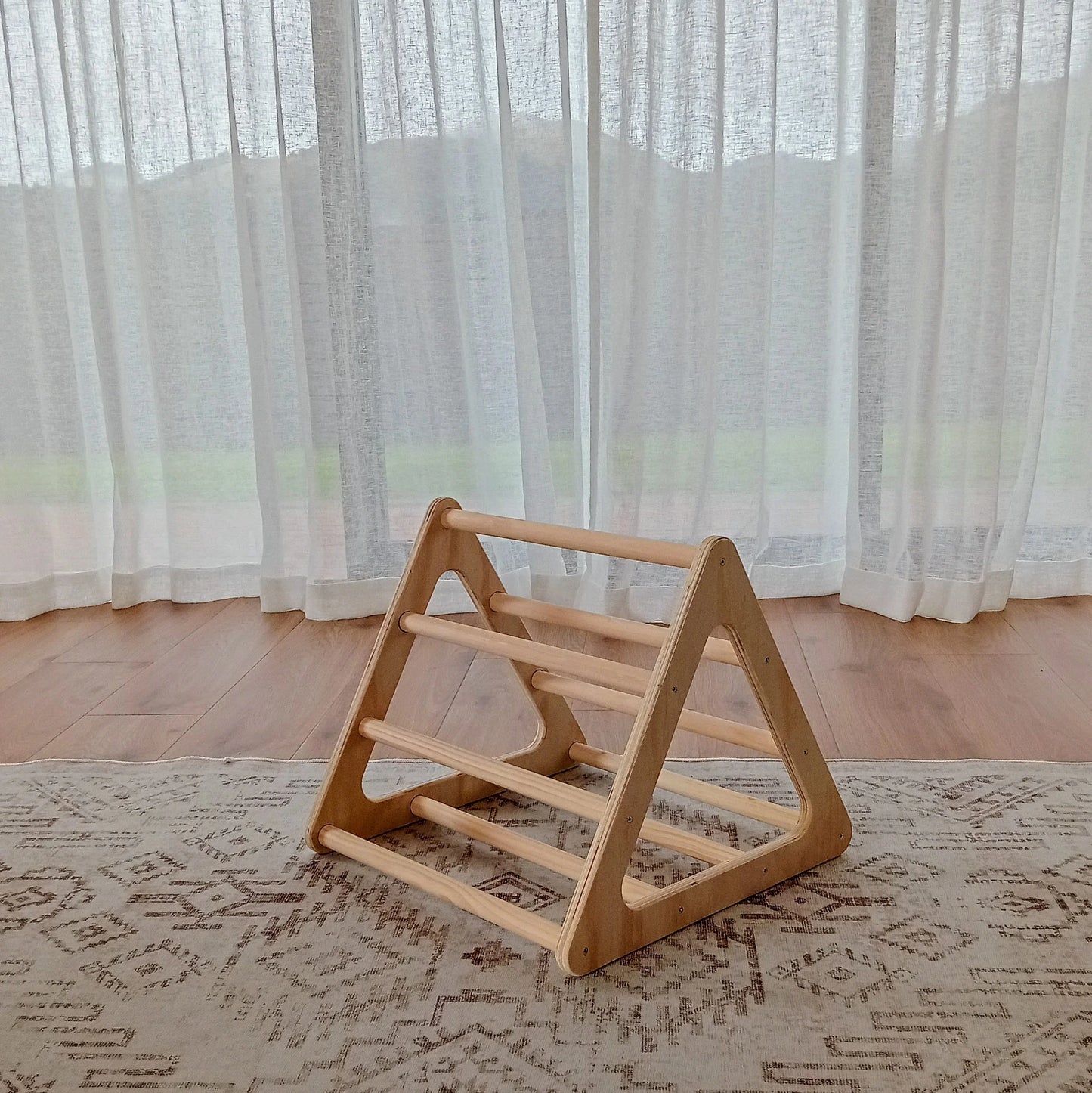 Pikler Mini Triangle – Compact 40 cm Montessori Climbing Frame