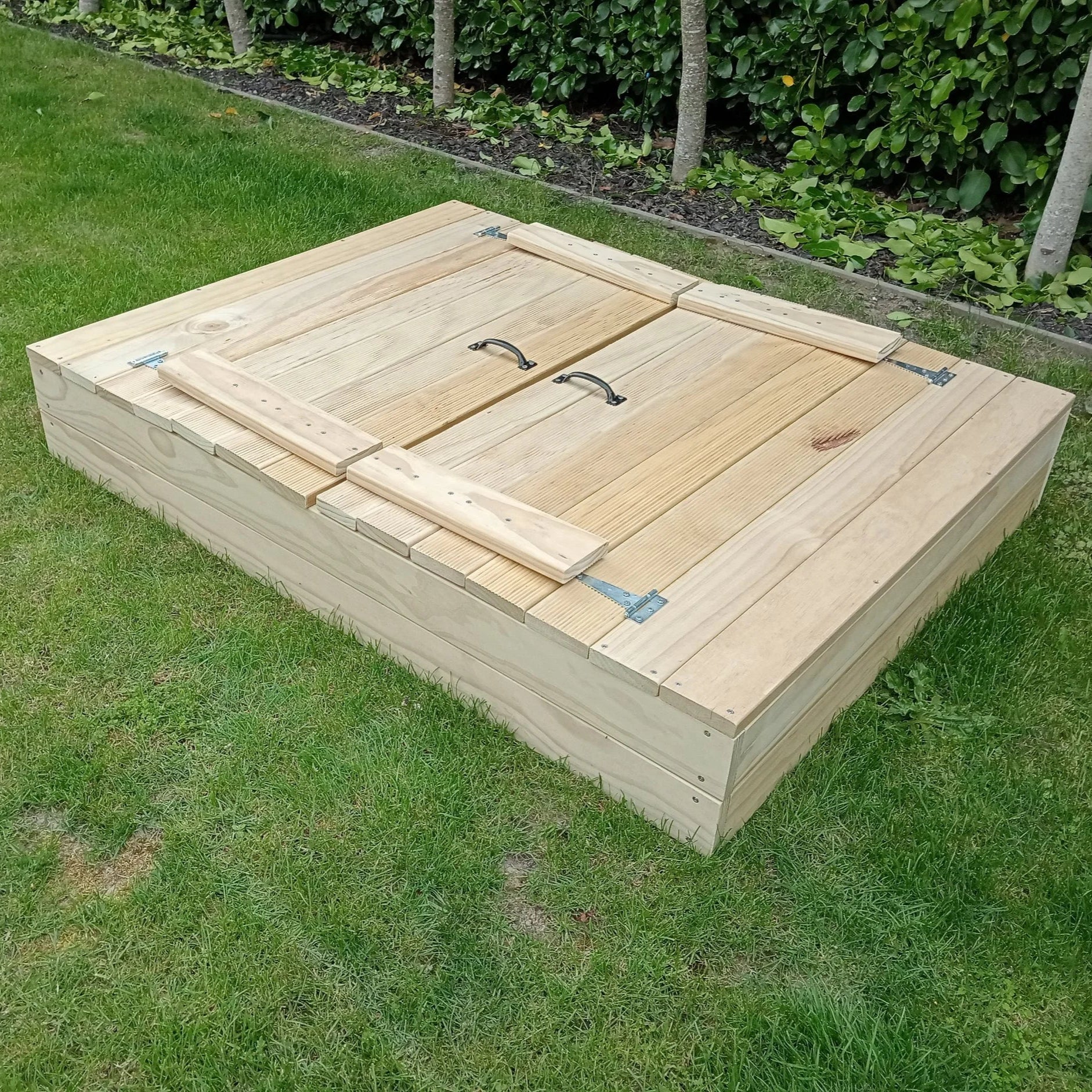 Small 1.3m x 1m Sandpit